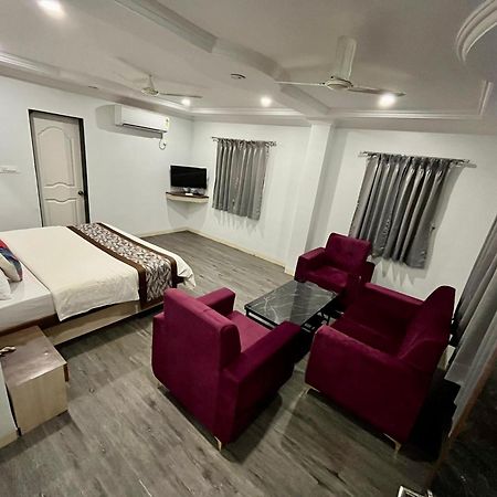 Hotel Jeet Paradise Phaltan 外观 照片